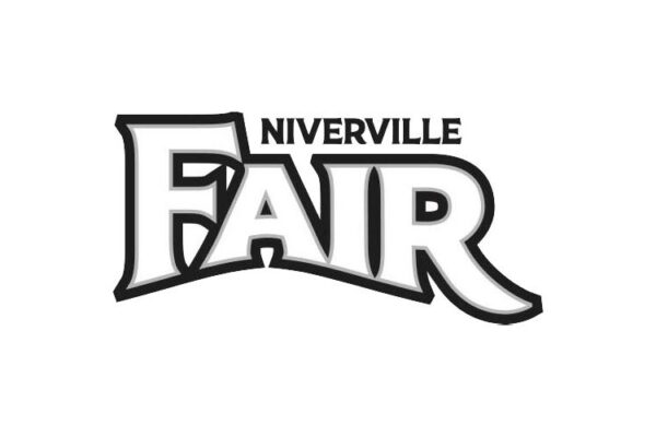 Join Luxbox at the Niverville Fair!